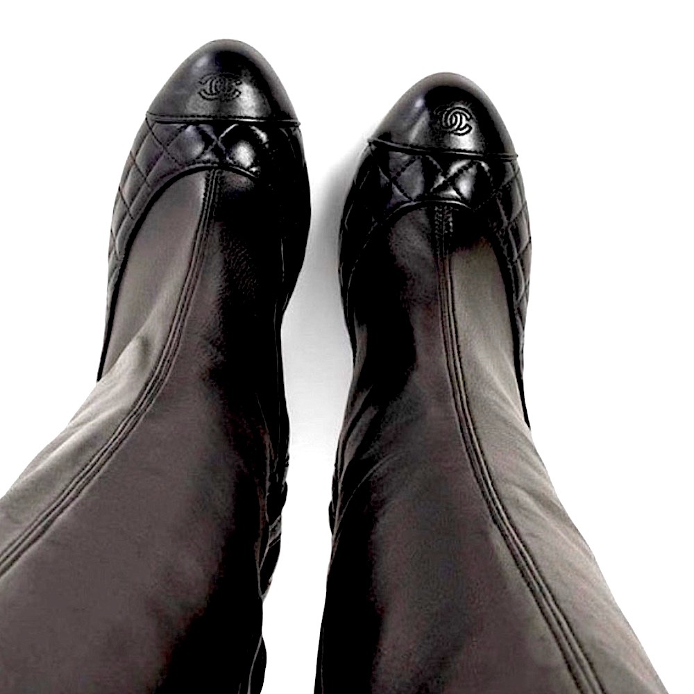 CHANEL CC Knee Hi Leather Heeled Boot, 39.5, Rare